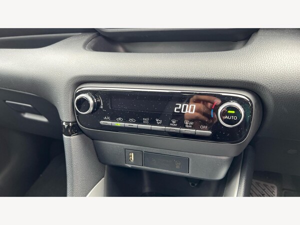 Used Toyota Yaris 2023 for sale - 76238716: Photo 29