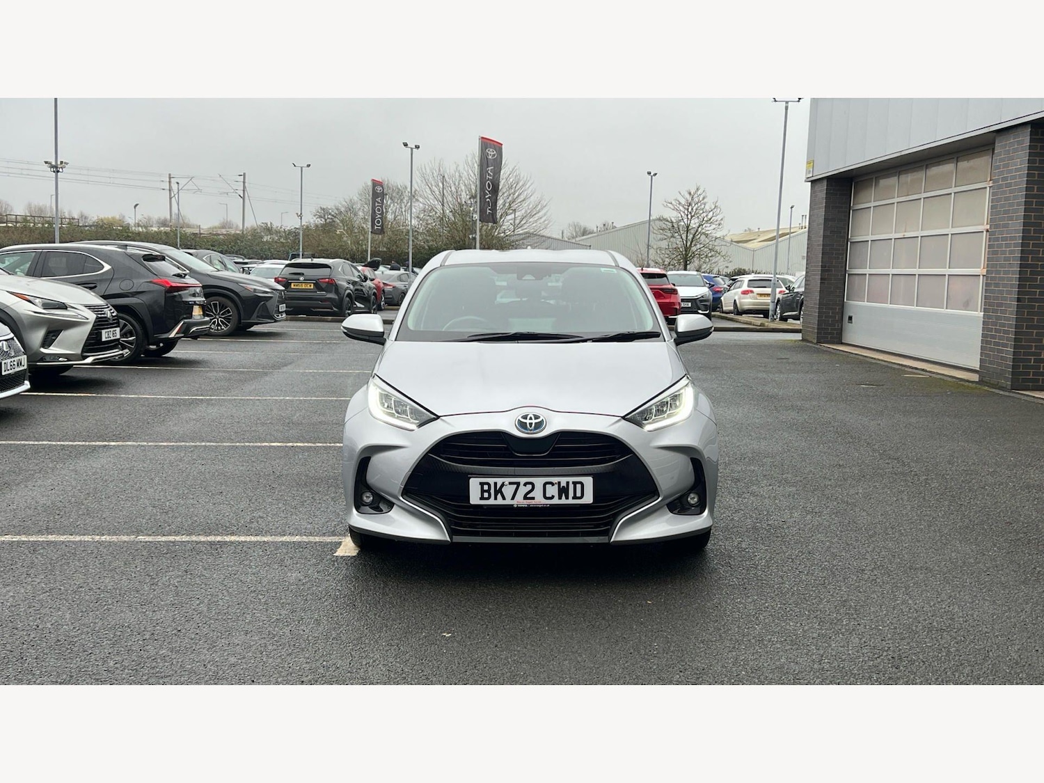 Used Toyota Yaris 2022 for sale - 77799112: Photo 17