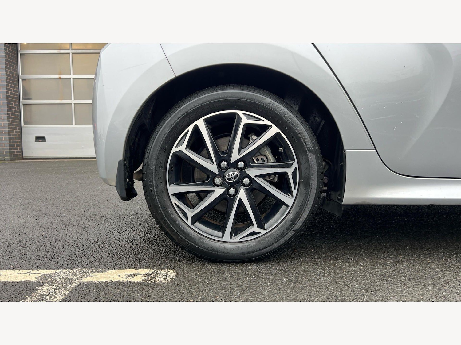 Used Toyota Yaris 2022 for sale - 77799112: Photo 20