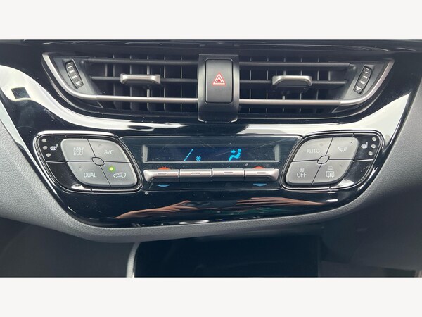 Used Toyota C-HR 2021 for sale - 76227427: Photo 30