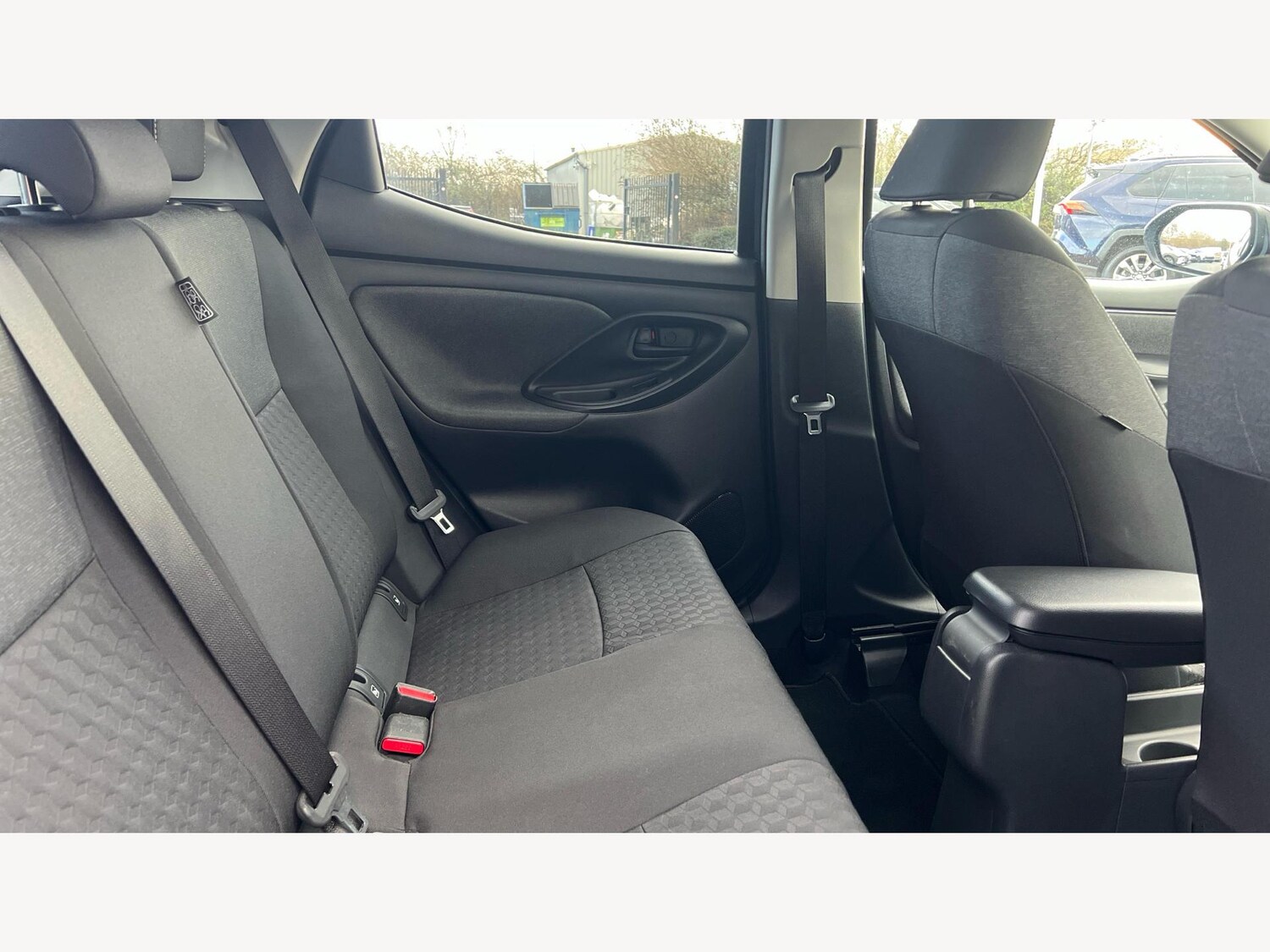 Used Toyota Yaris for sale - 77940294: Photo 14