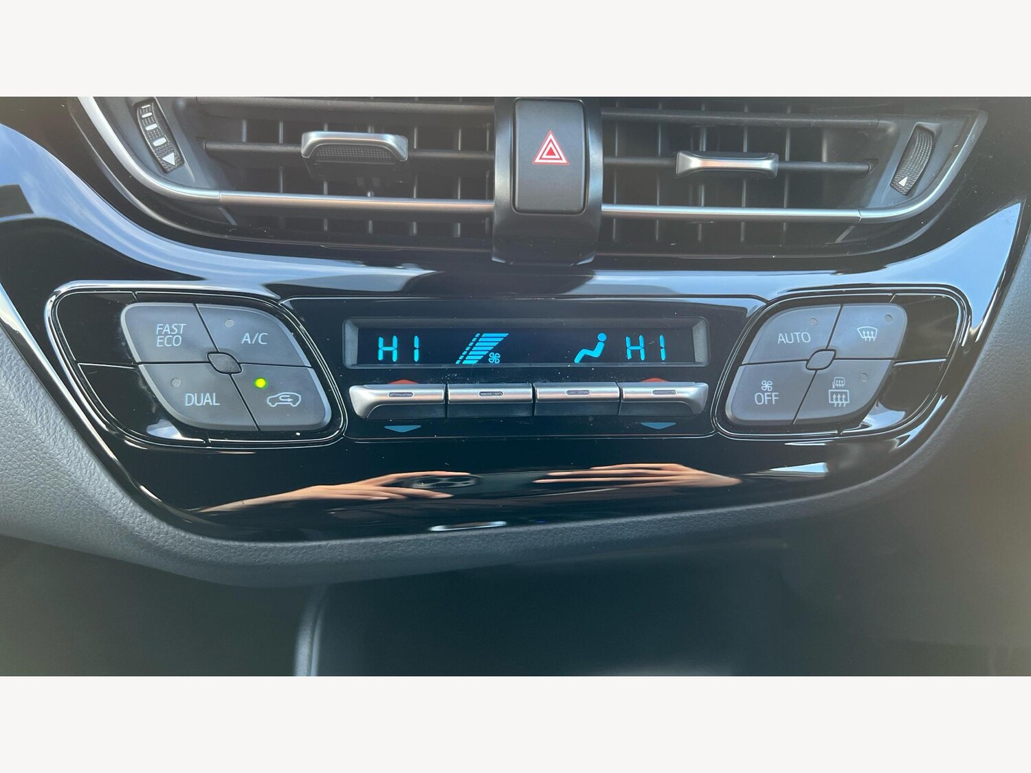 Used Toyota C-HR 2023 for sale - 77455412: Photo 29