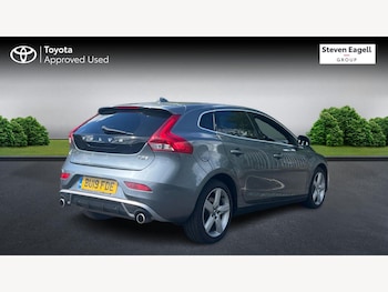 Used Volvo V40 2019 for sale - 78821842: Photo