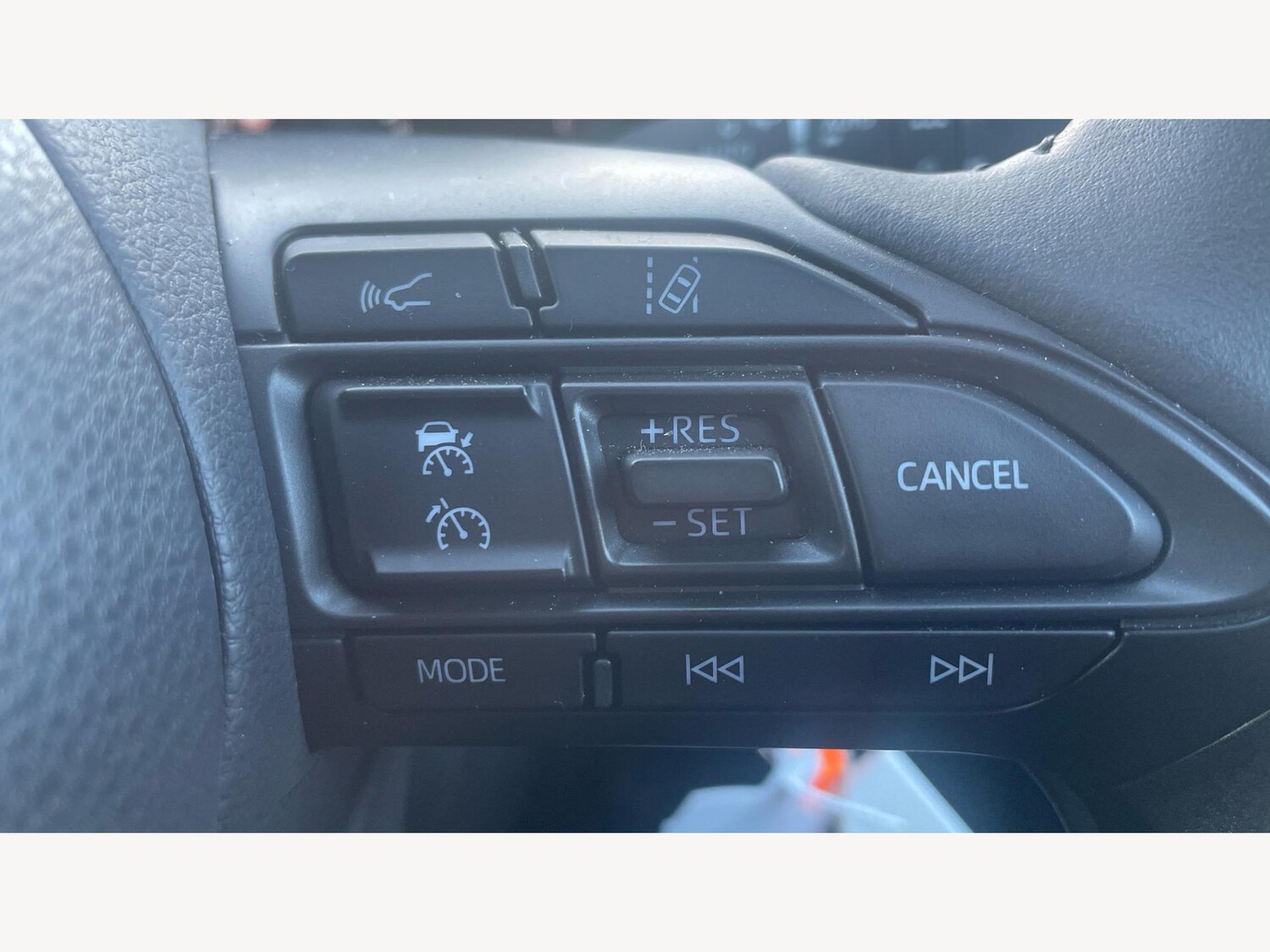 Used Toyota Yaris 2023 for sale - 77057338: Photo 14