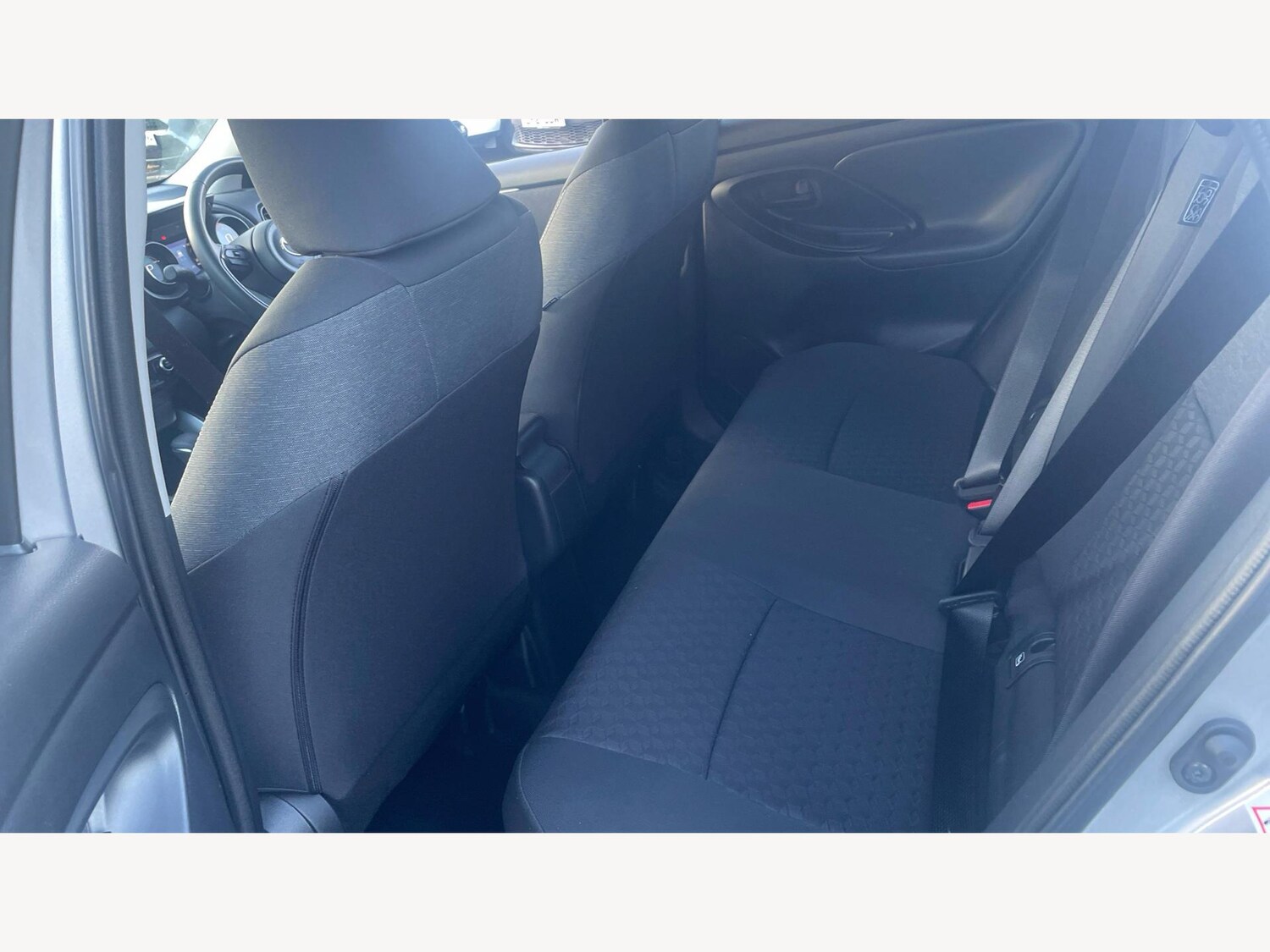 Used Toyota Yaris 2023 for sale - 77057338: Photo 15