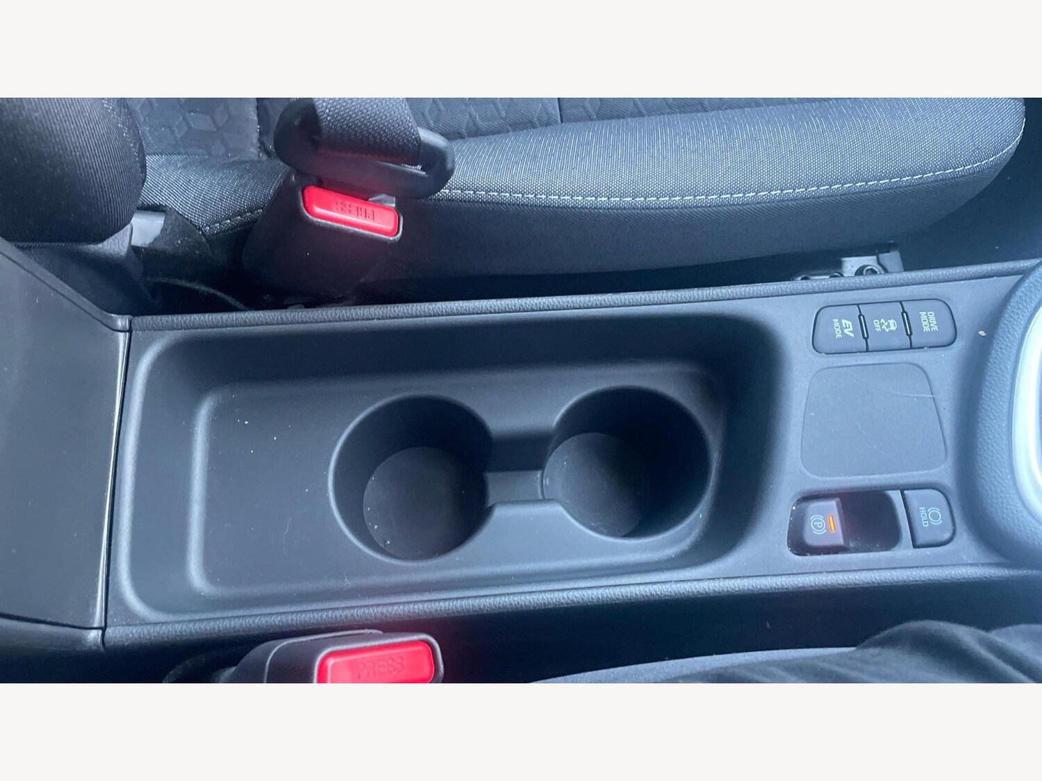 Used Toyota Yaris 2023 for sale - 77057338: Photo 22