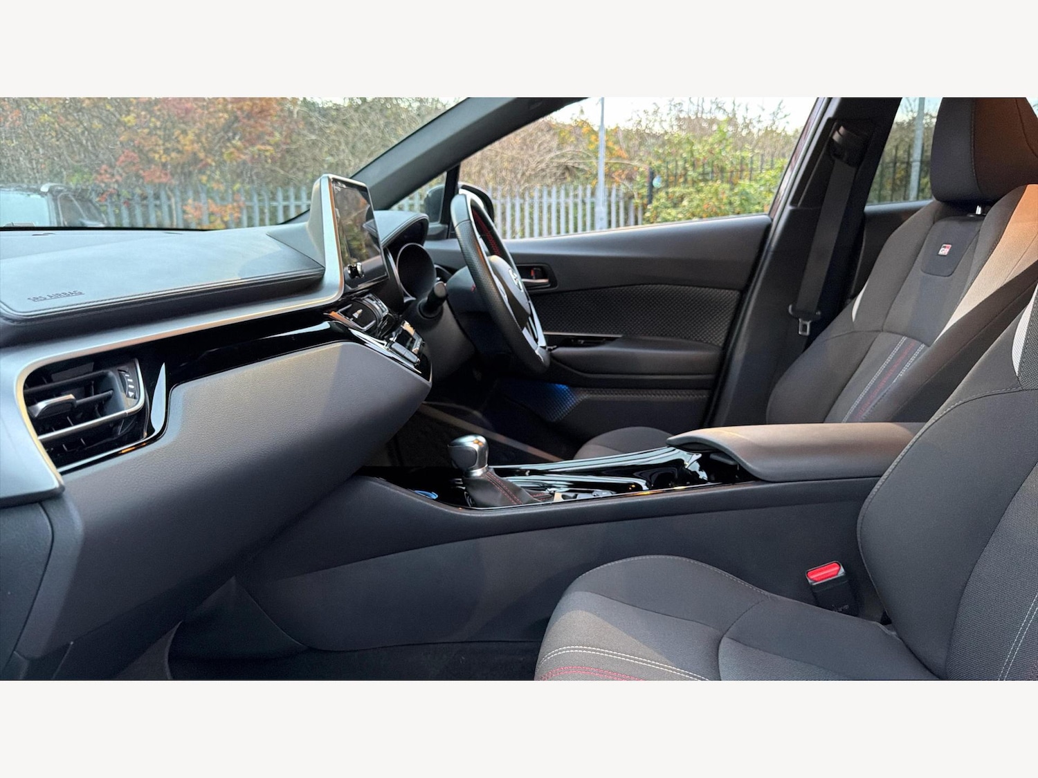 Used Toyota C-HR 2022 for sale - 76527884: Photo 12