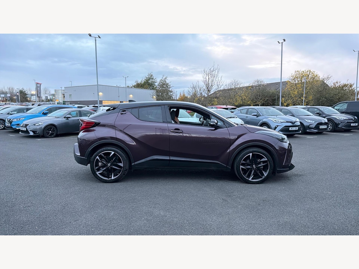 Used Toyota C-HR 2022 for sale - 76527884: Photo 18