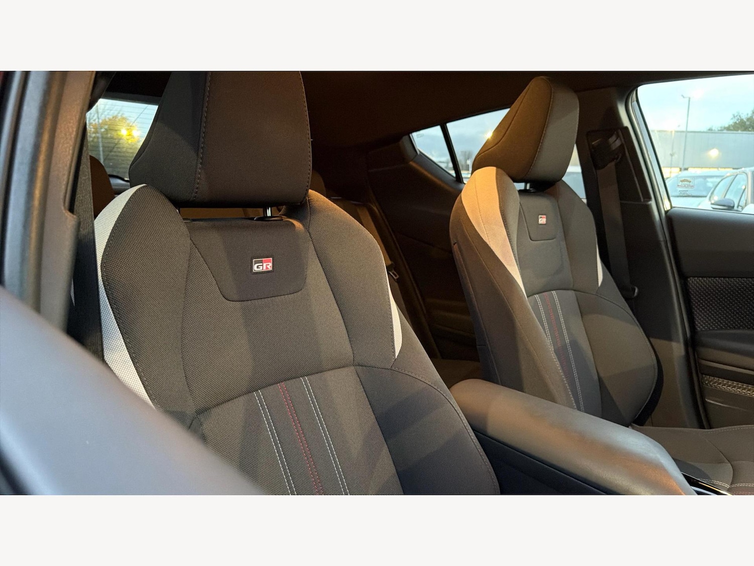 Used Toyota C-HR 2022 for sale - 76527884: Photo 31