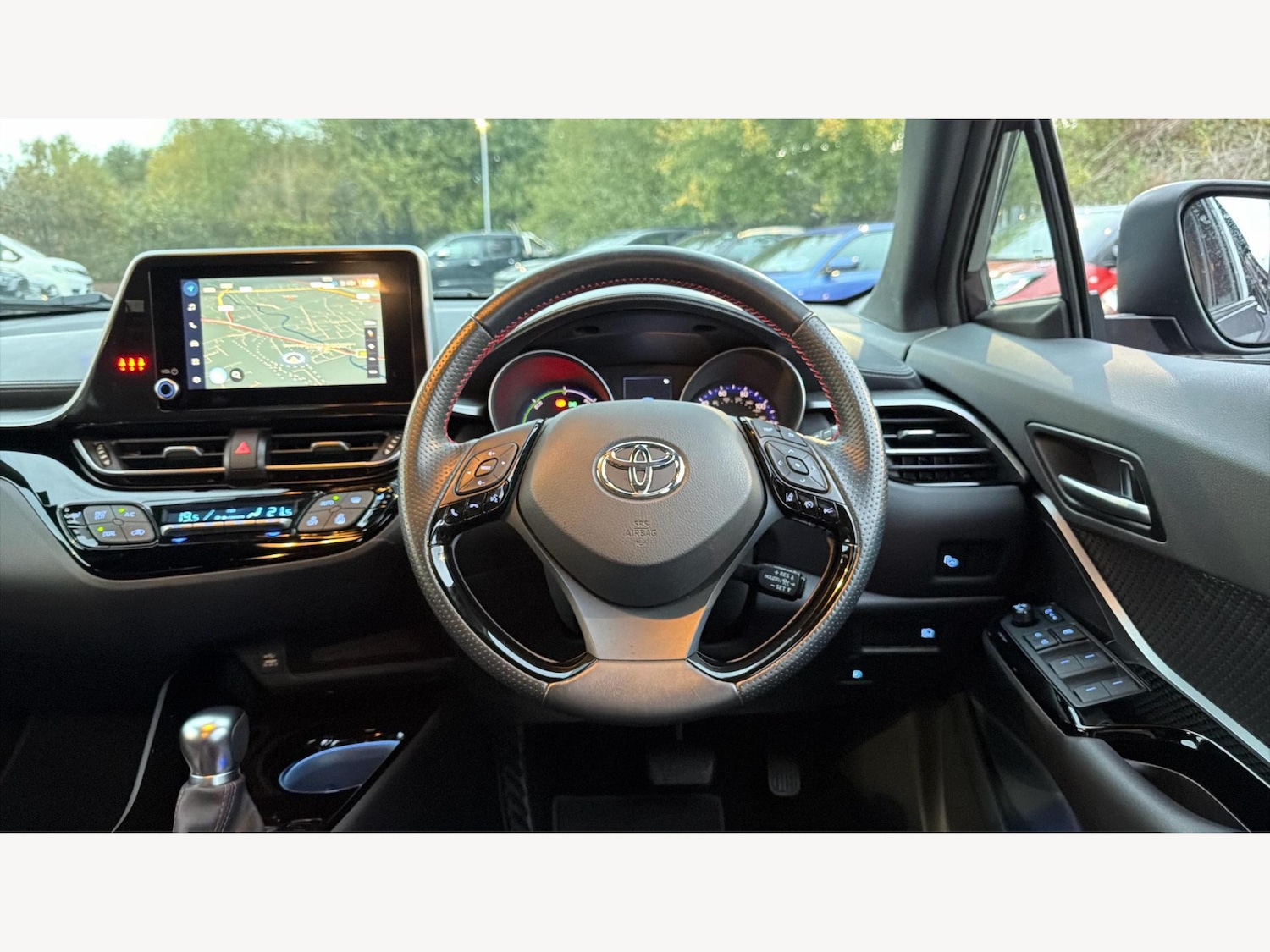 Used Toyota C-HR 2022 for sale - 76527884: Photo 8