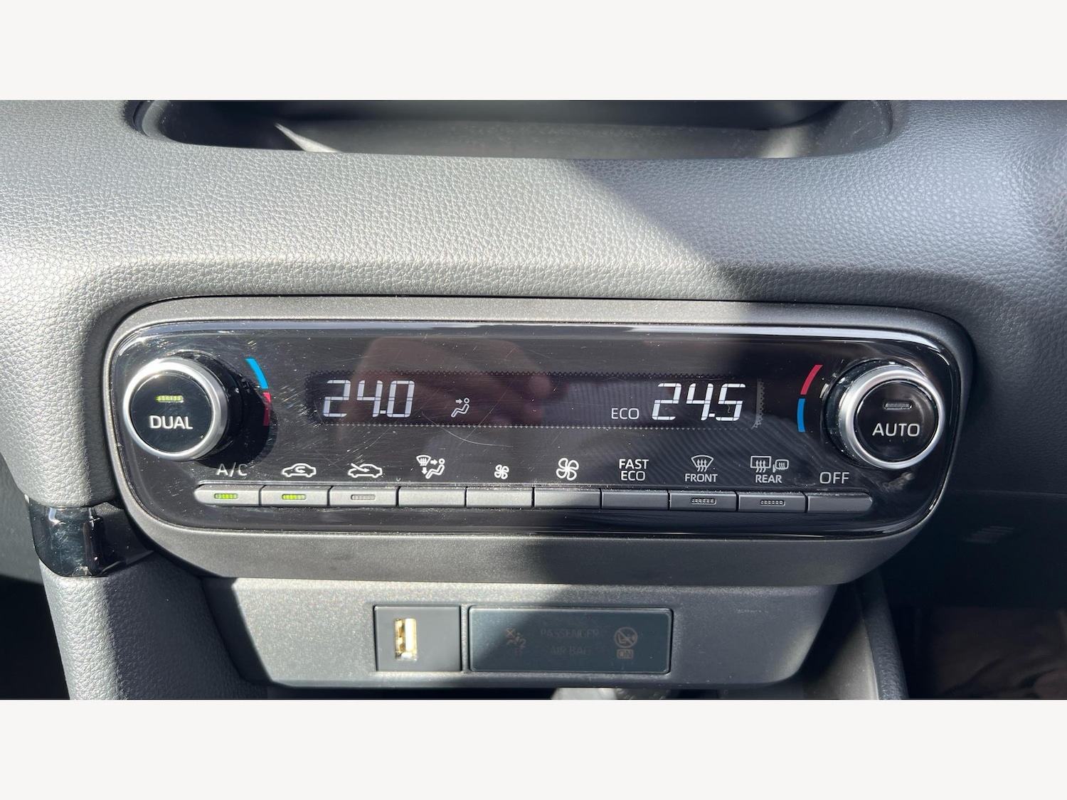 Vehicle 29