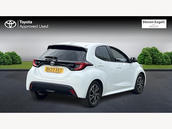 Used Toyota Yaris 2023 for sale - 75588463: Photo