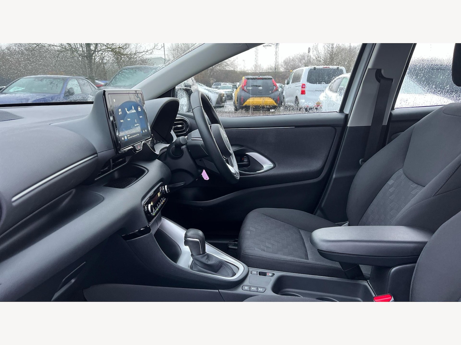 Used Toyota Yaris for sale - 77538250: Photo 12