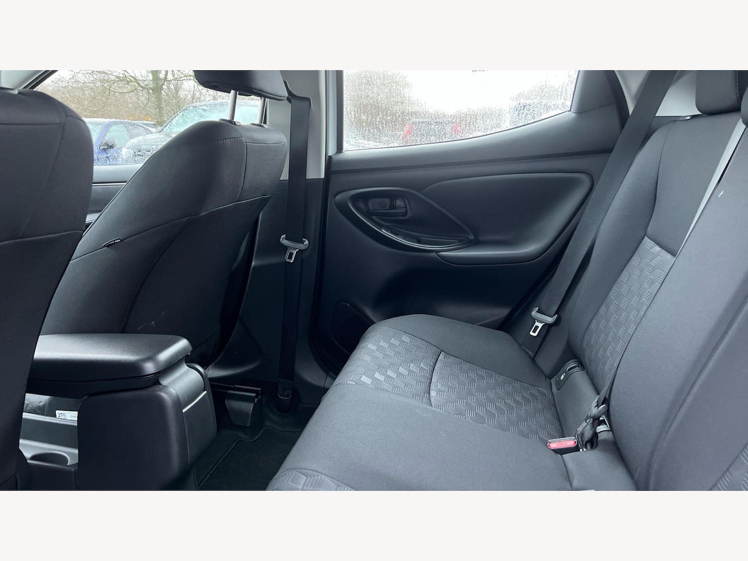 Used Toyota Yaris for sale - 77538250: Photo 15