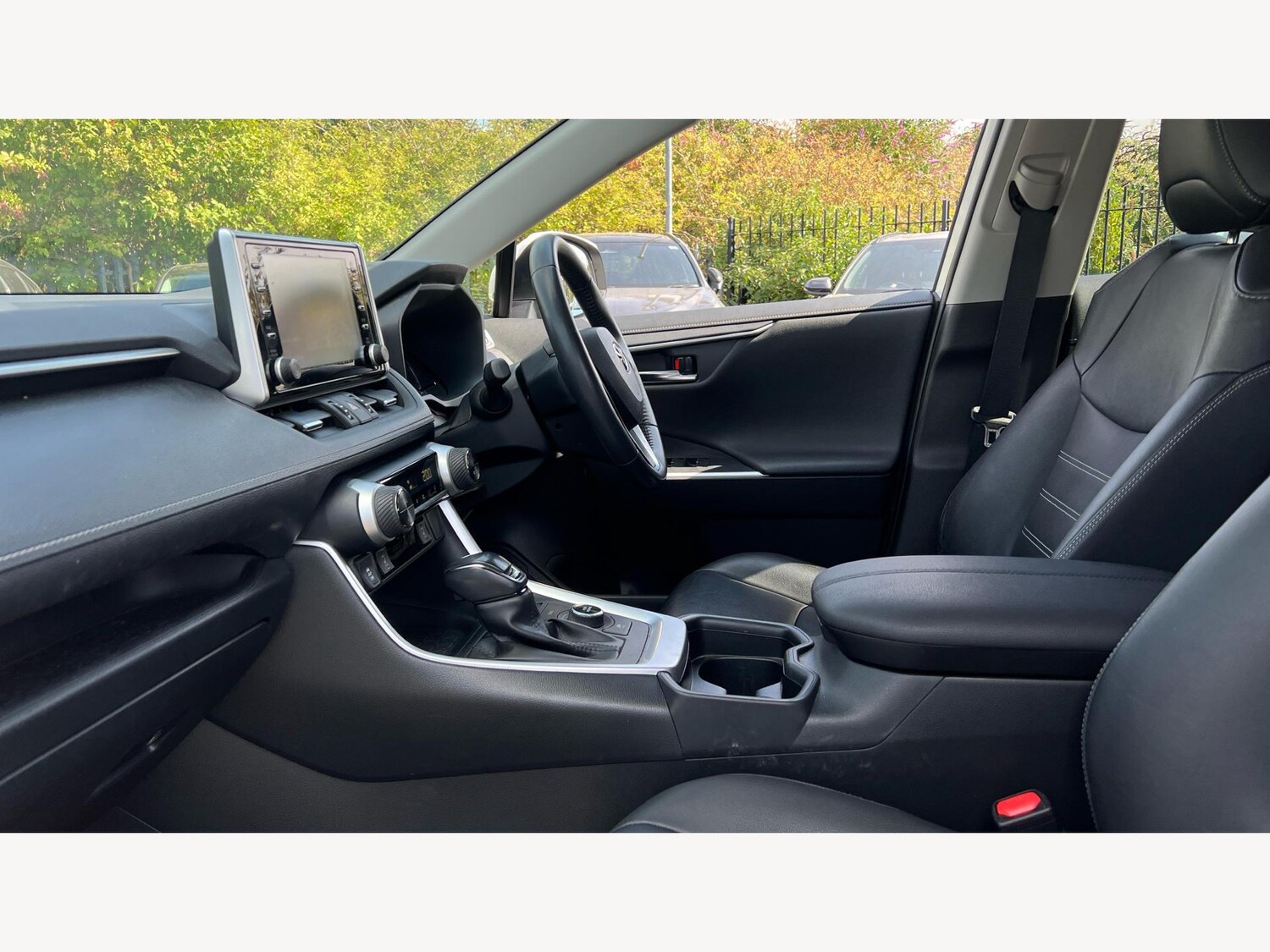 Used Toyota RAV4 2021 for sale - 76701605: Photo 12