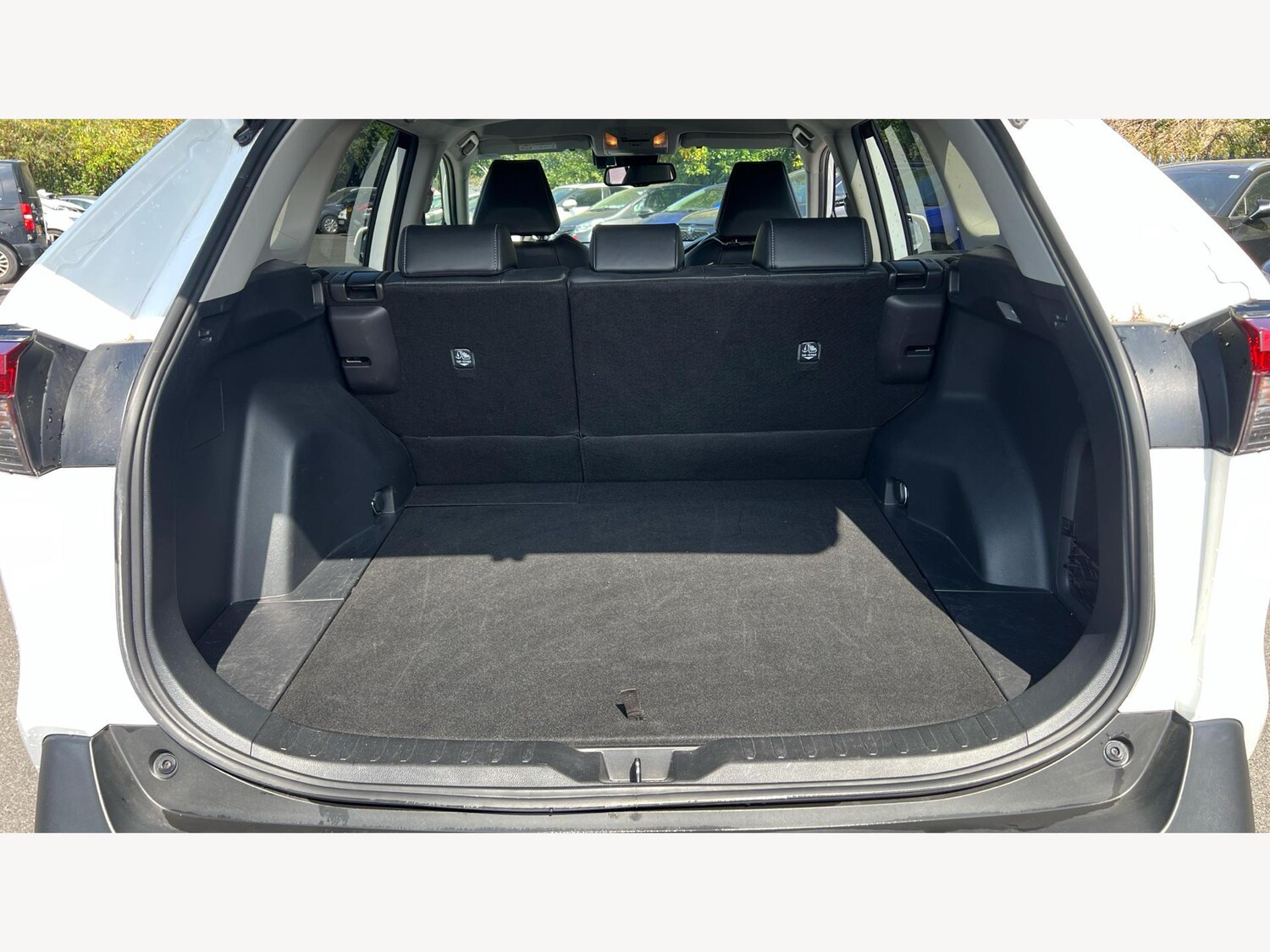 Used Toyota RAV4 2021 for sale - 76701605: Photo 16