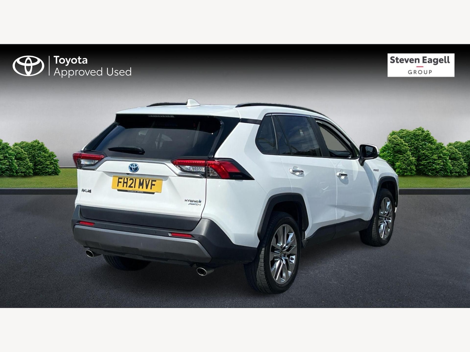 Used Toyota RAV4 2021 for sale - 76701605: Photo 2