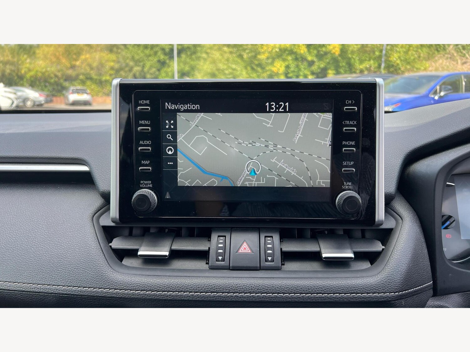 Used Toyota RAV4 2021 for sale - 76701605: Photo 9