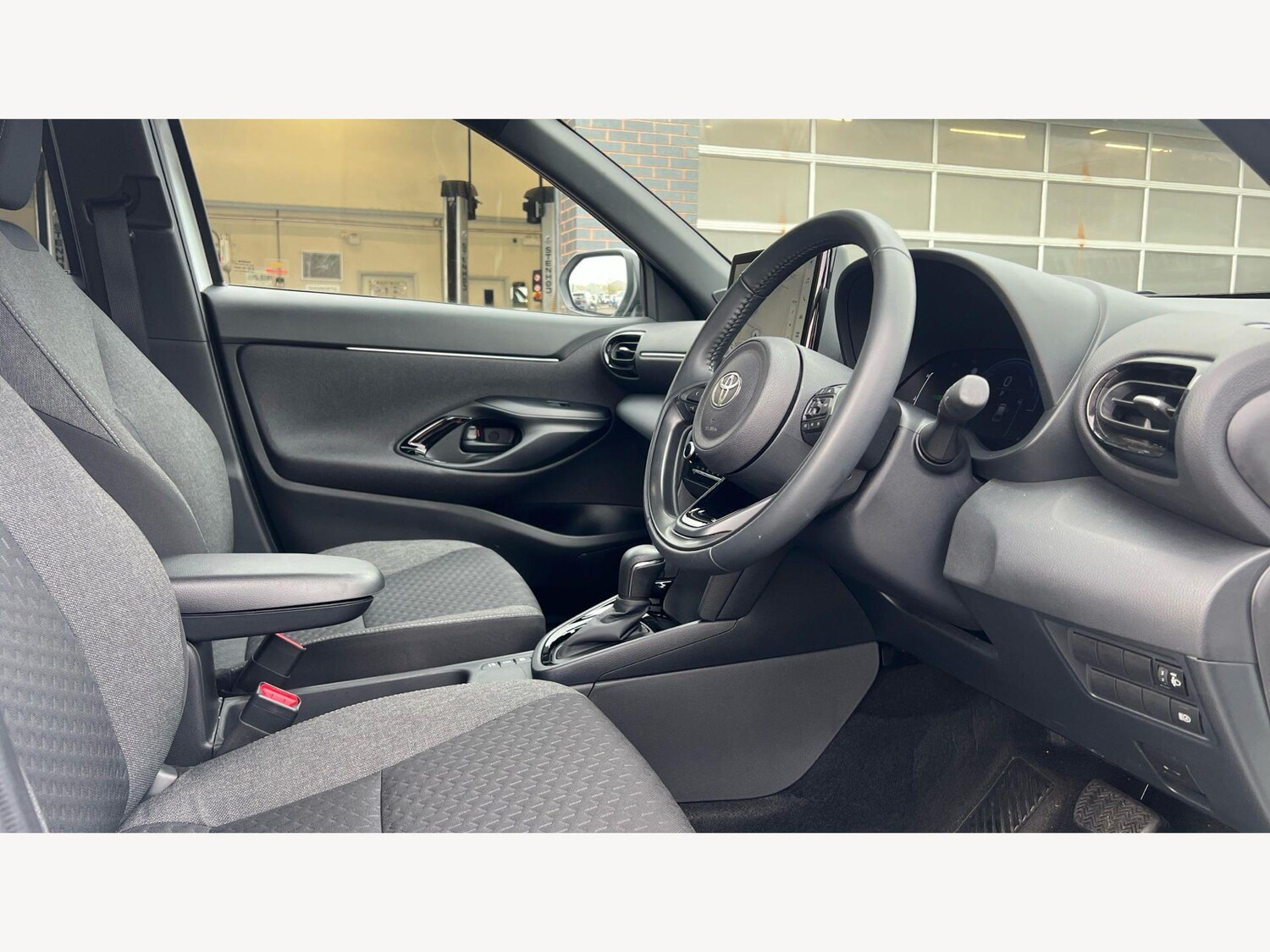 Used Toyota Yaris Cross for sale - 78220288: Photo 14