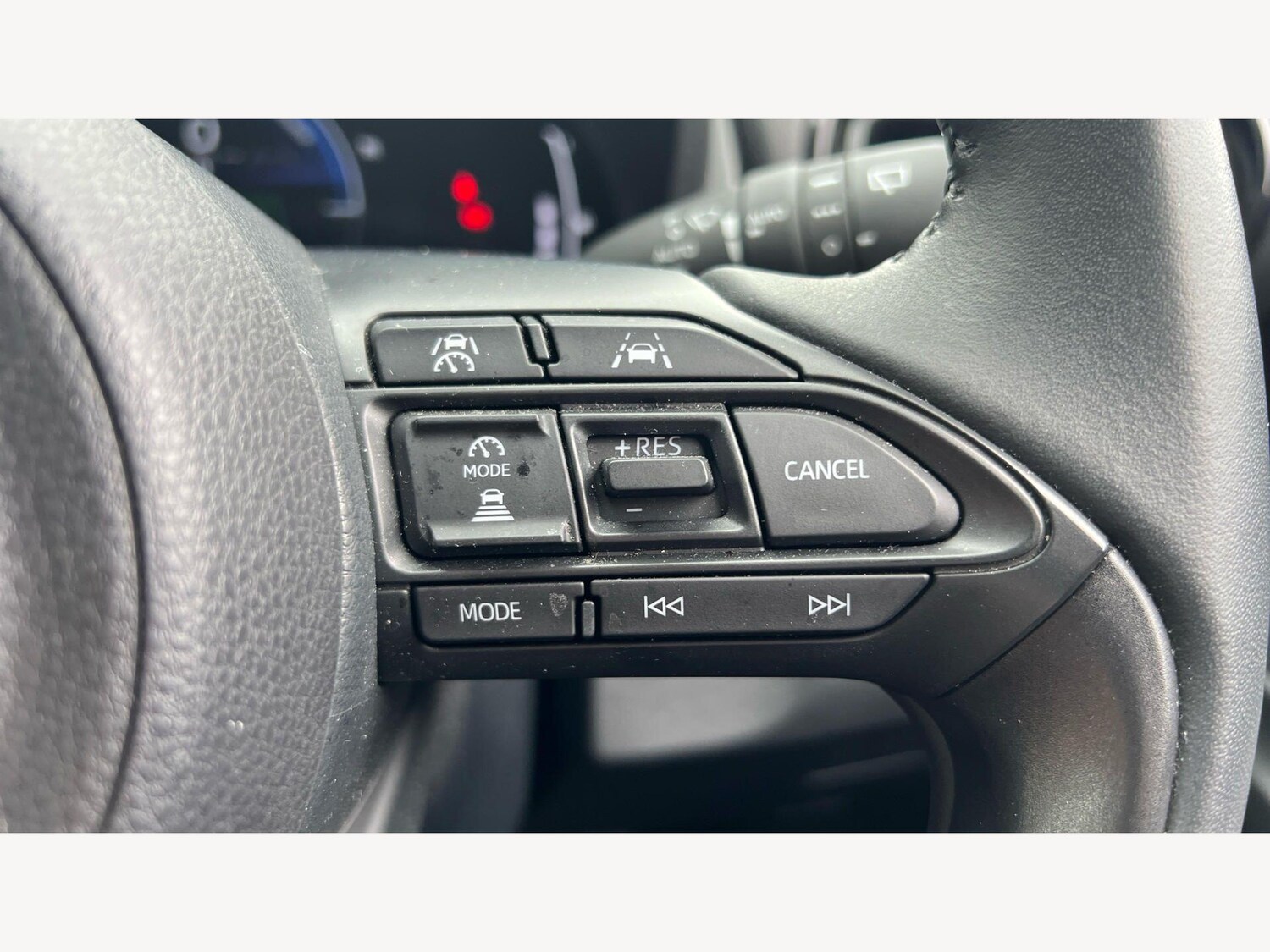 Used Toyota Yaris Cross for sale - 78220288: Photo 42