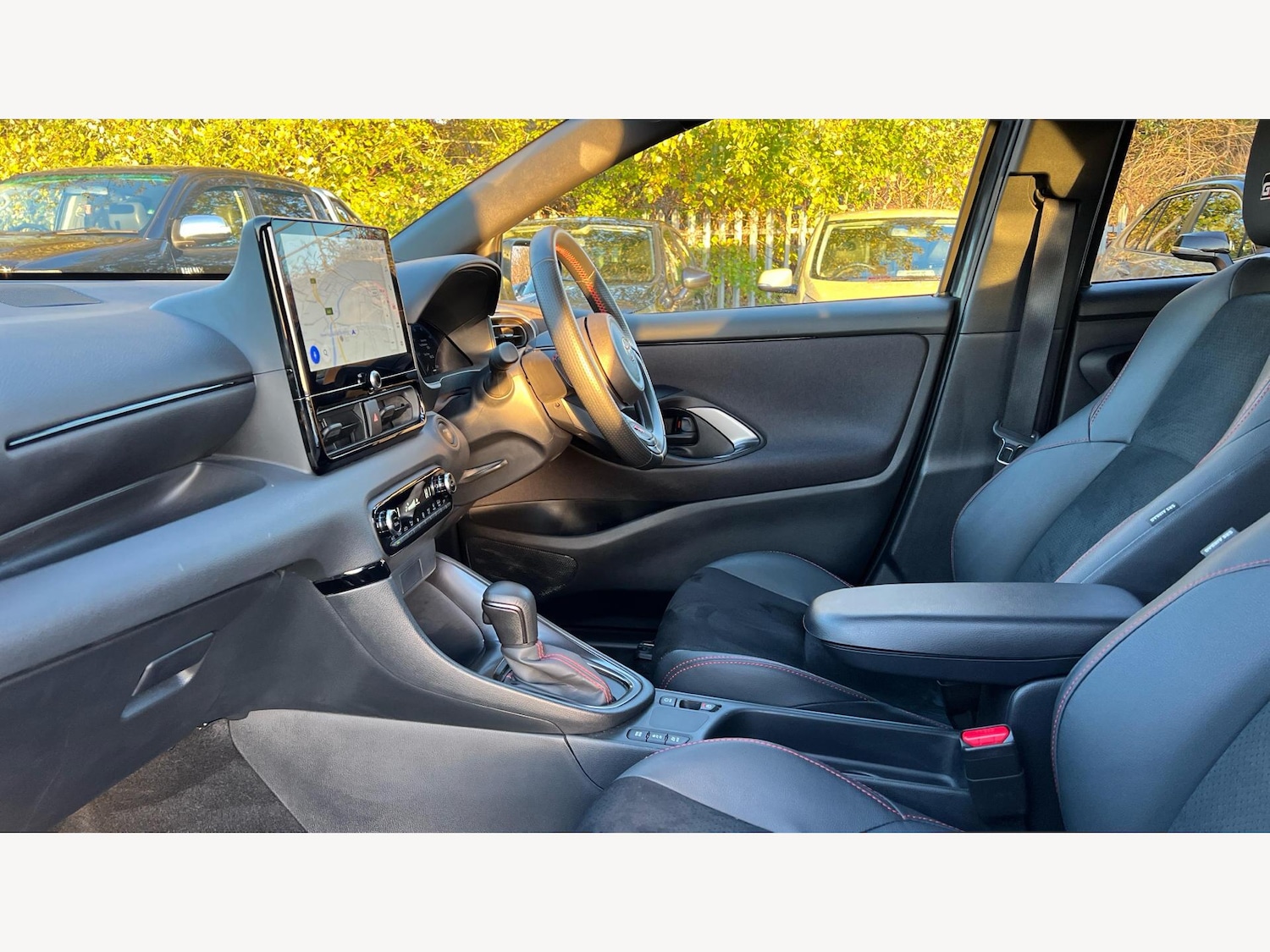 Used Toyota Yaris 2024 for sale - 76913541: Photo 12