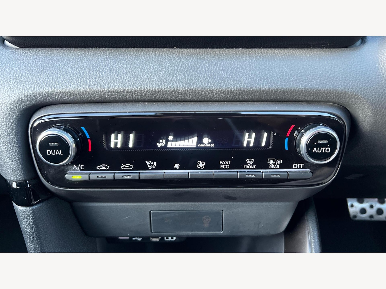 Used Toyota Yaris 2024 for sale - 76913541: Photo 30