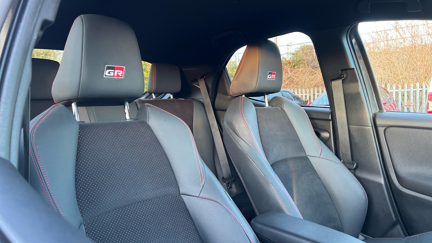 Used Toyota Yaris 2024 for sale - 76913541: Photo 34