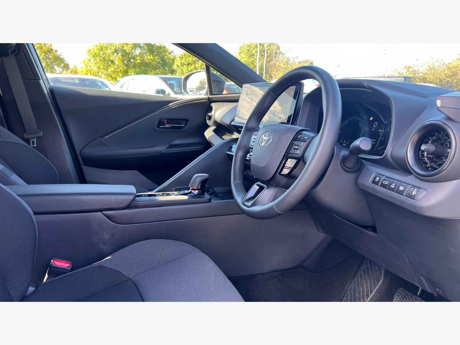 Used Toyota C-HR 2024 for sale - 76158848: Photo 13