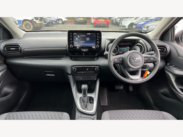 Used Toyota Yaris 2023 for sale - 75589445: Photo 7