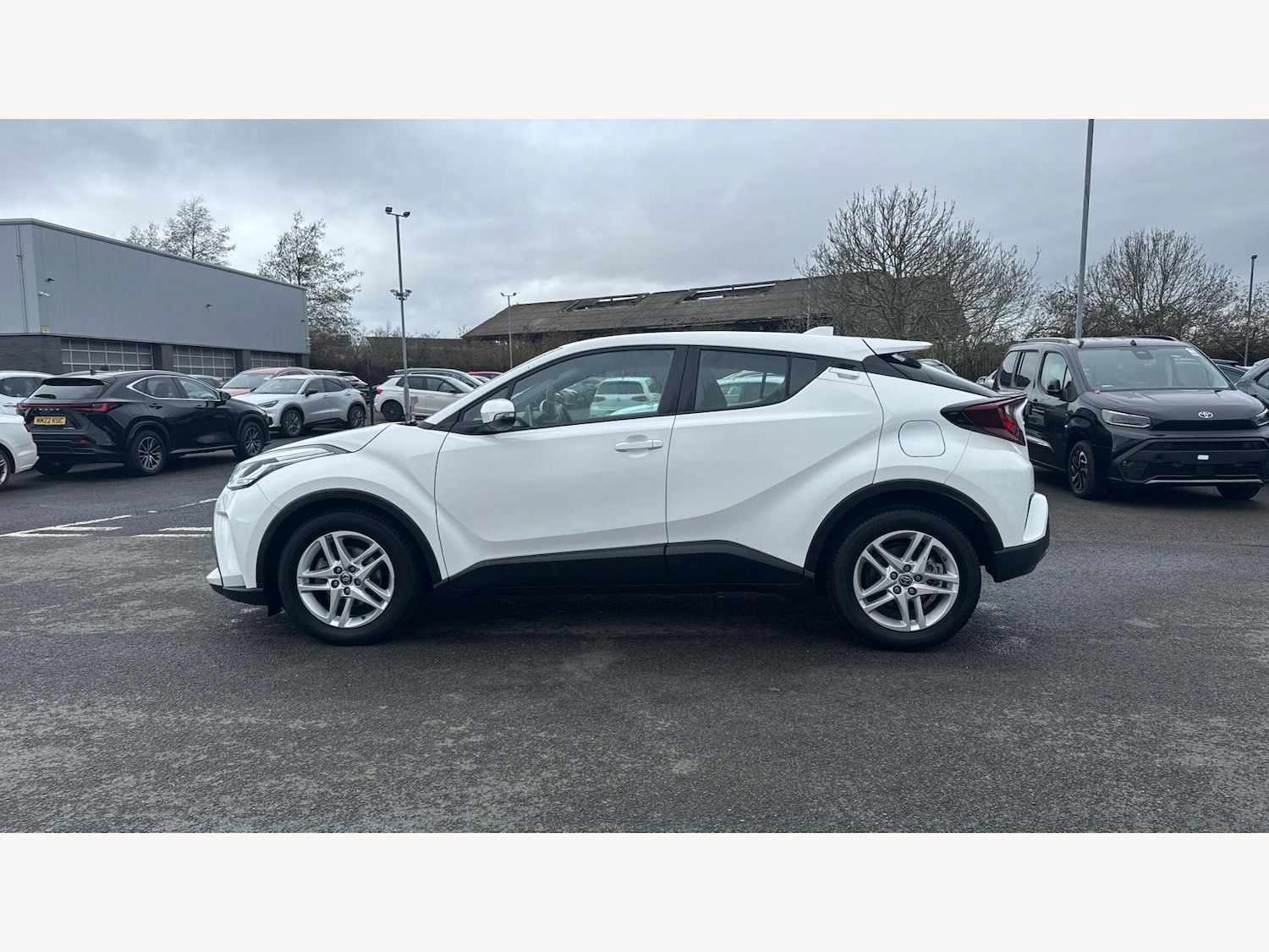 Used Toyota C-HR 2022 for sale - 77637753: Photo 19
