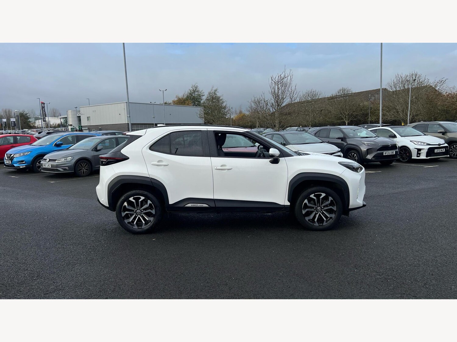 Used Toyota Yaris Cross 2023 for sale - 76780879: Photo 18