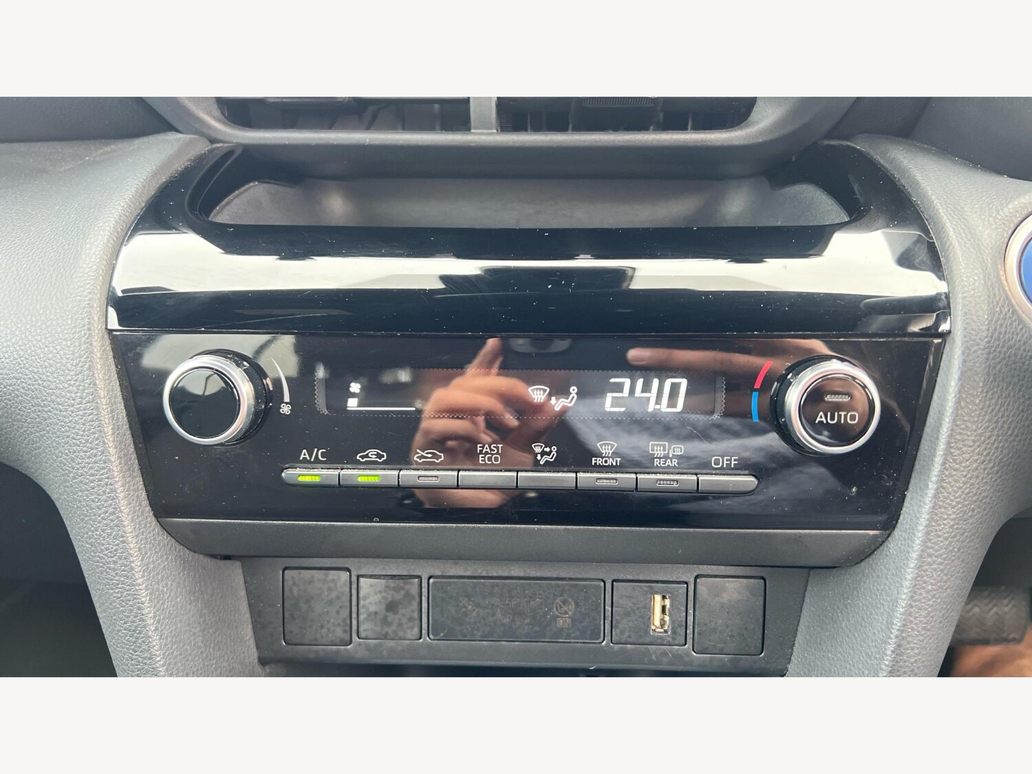 Used Toyota Yaris Cross 2023 for sale - 76780879: Photo 27