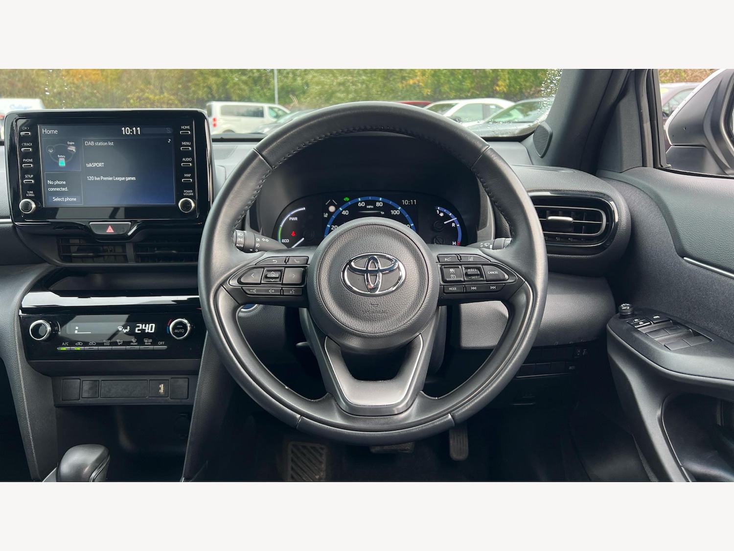 Used Toyota Yaris Cross 2023 for sale - 76780879: Photo 8