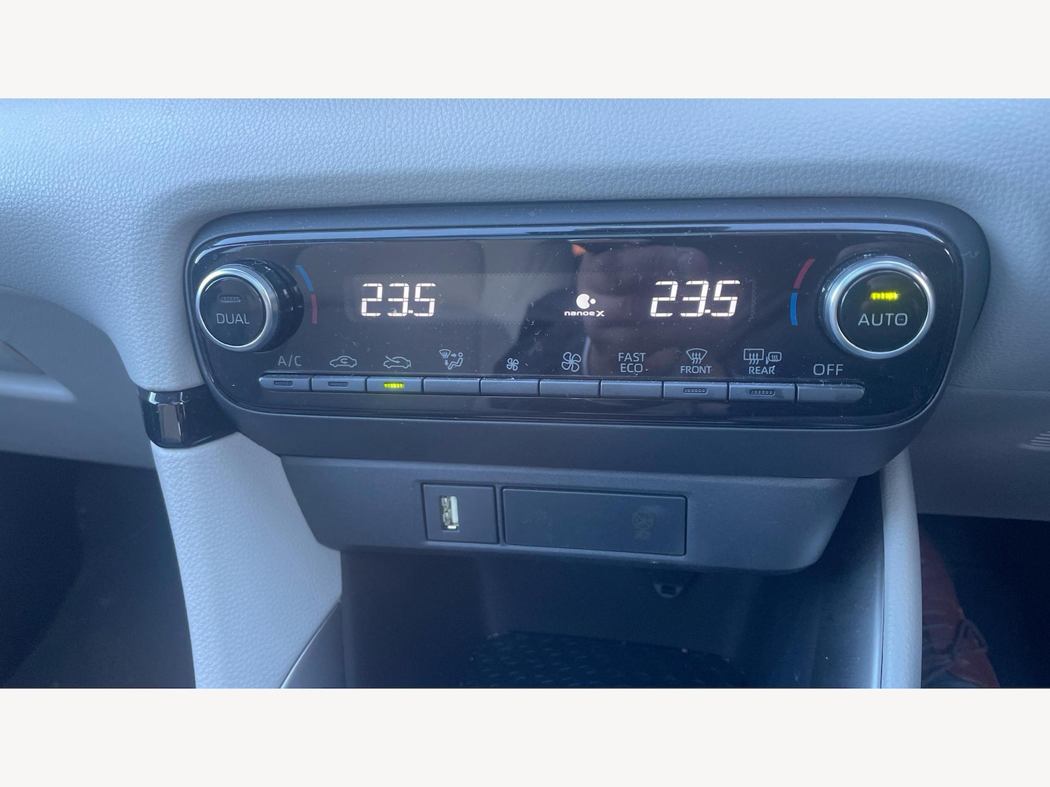 Used Toyota Yaris 2022 for sale - 77101709: Photo 29