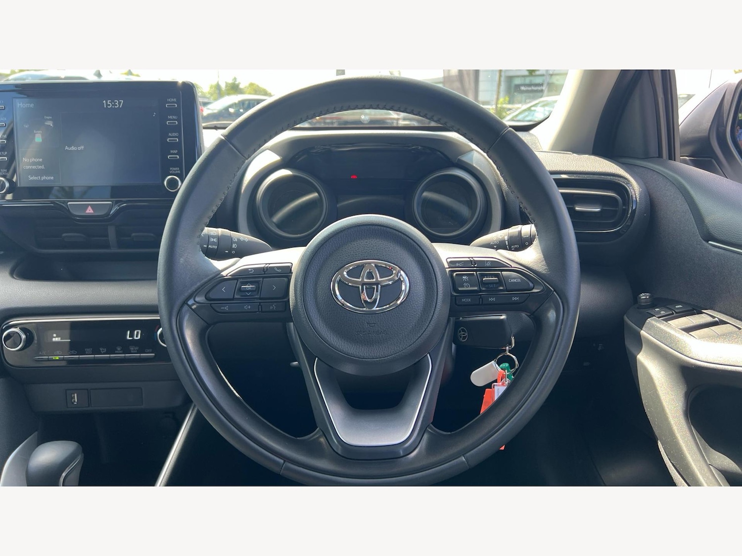 Used Toyota Yaris 2024 for sale - 77330458: Photo 10