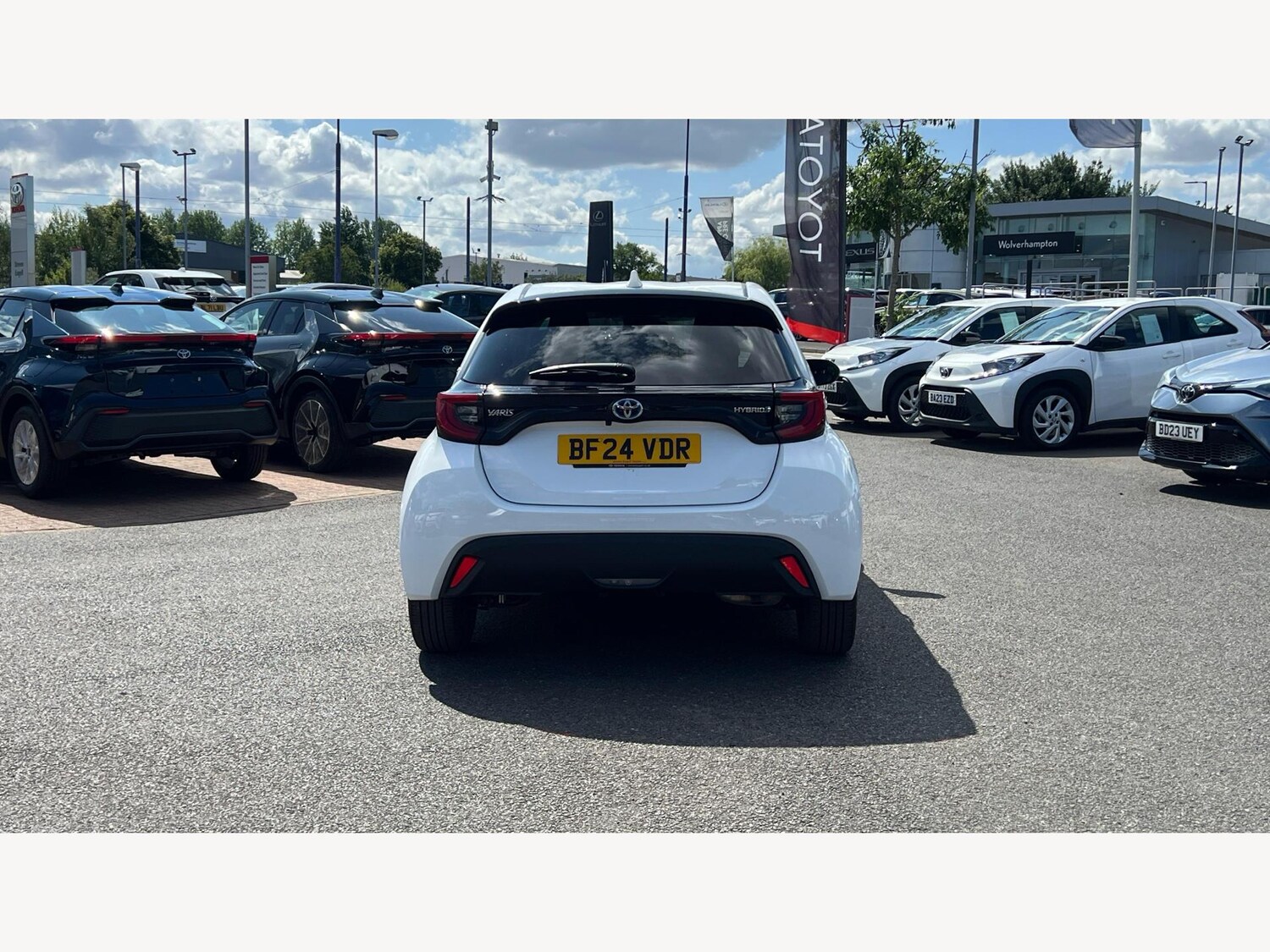 Used Toyota Yaris 2024 for sale - 77330458: Photo 21