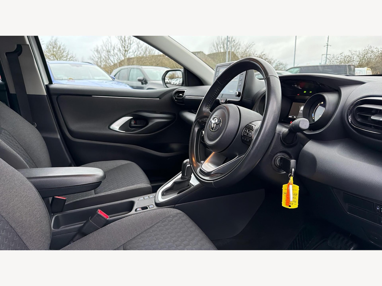 Used Toyota Yaris for sale - 77057269: Photo 13