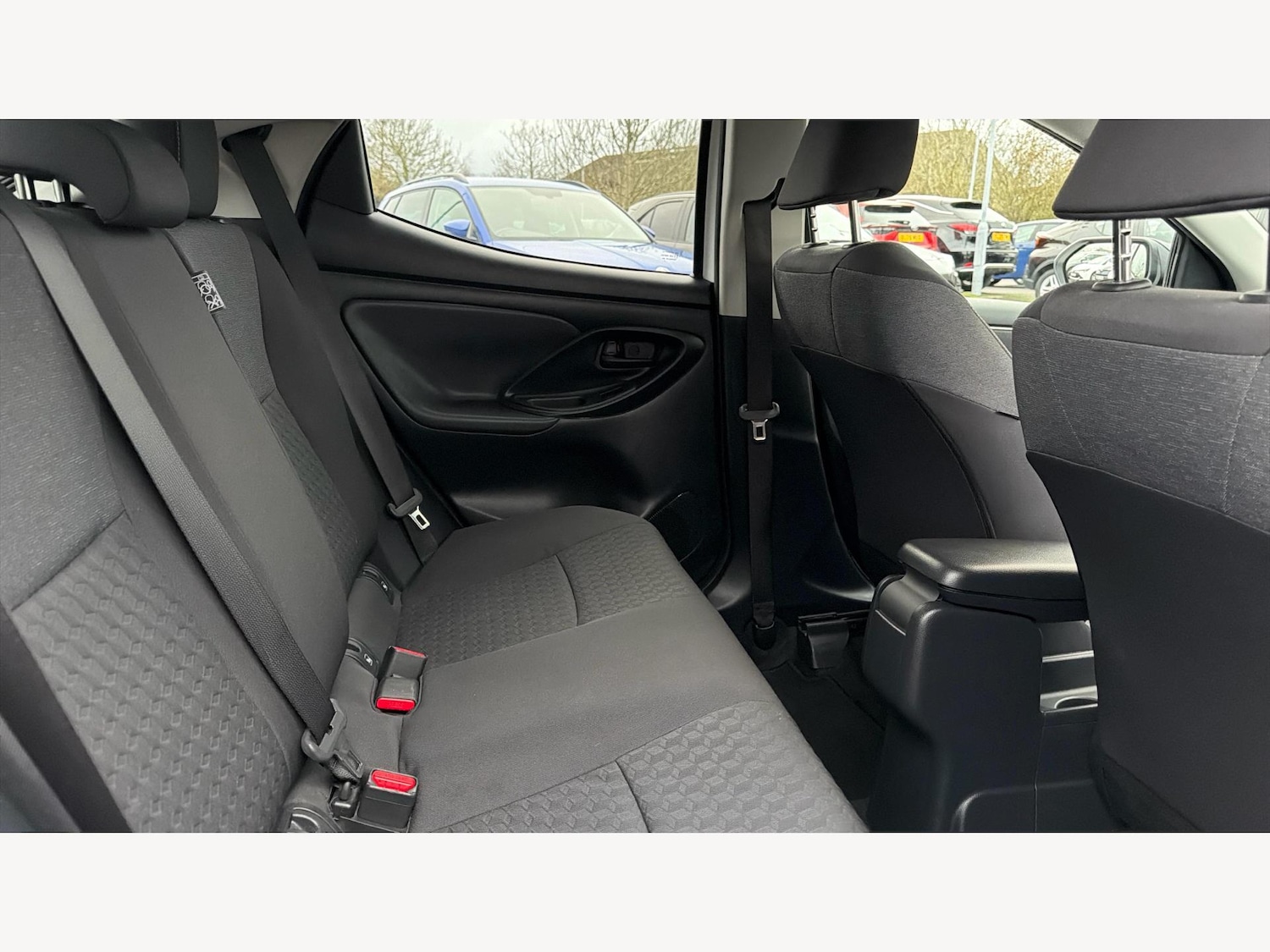 Used Toyota Yaris for sale - 77057269: Photo 14