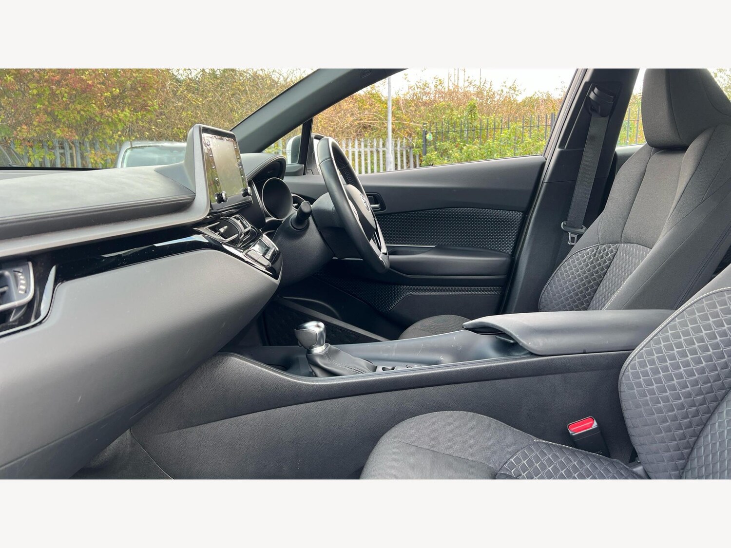 Used Toyota C-HR 2023 for sale - 76158707: Photo 12