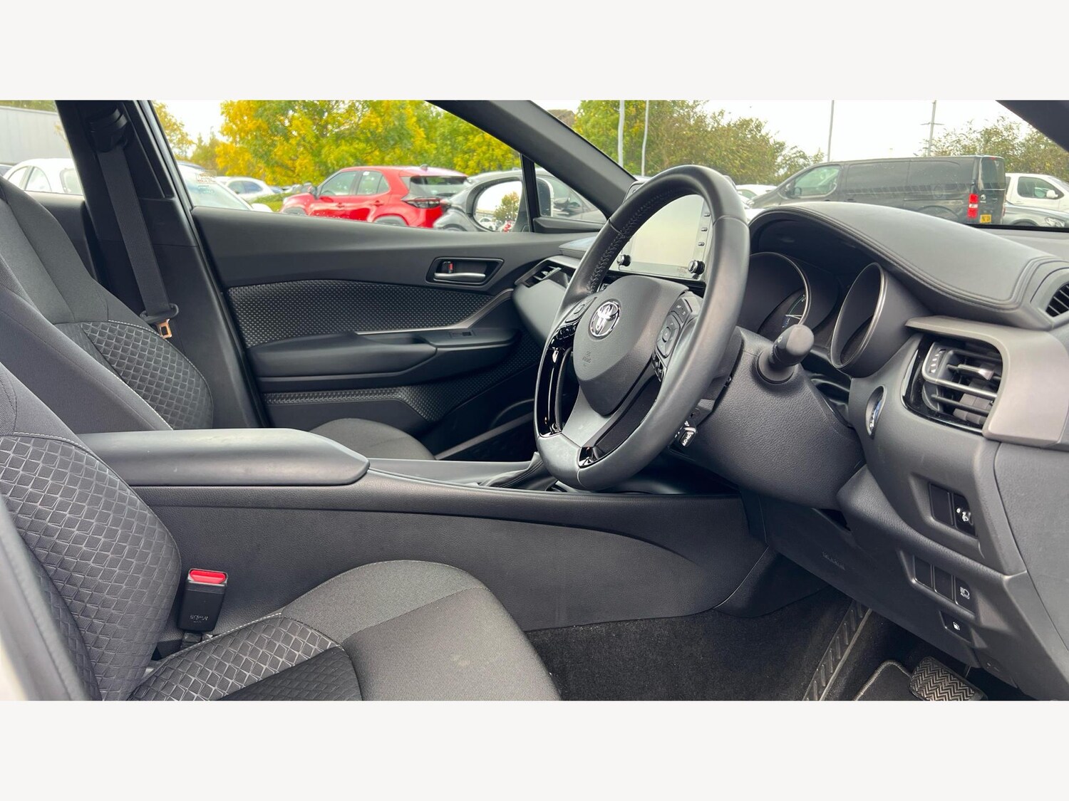 Used Toyota C-HR 2023 for sale - 76158707: Photo 13