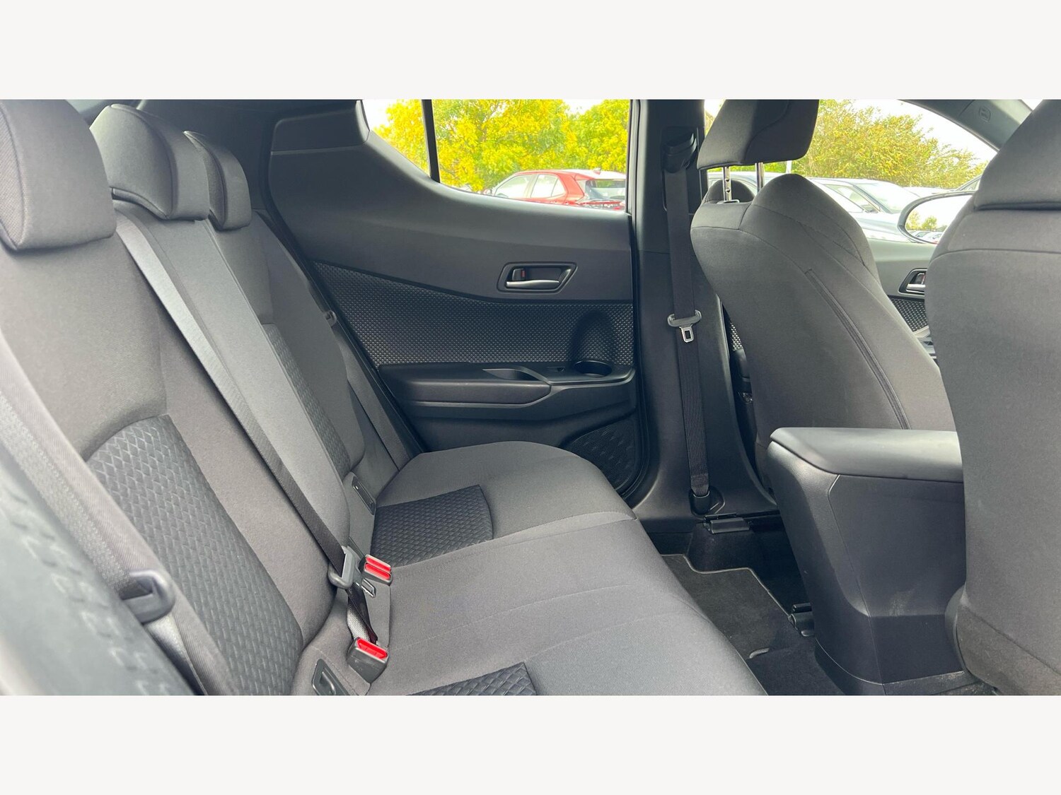 Used Toyota C-HR 2023 for sale - 76158707: Photo 14