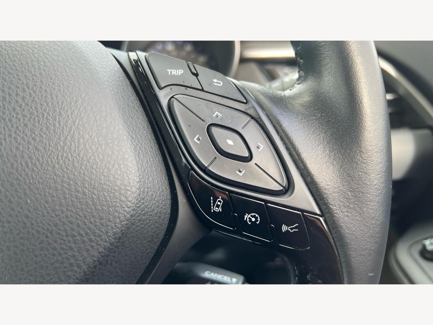 Used Toyota C-HR 2023 for sale - 76158707: Photo 29