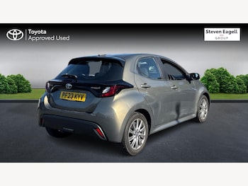 Used Toyota Yaris 2023 for sale - 79463997: Photo