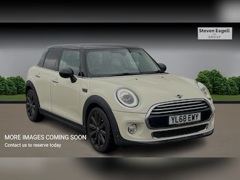 Used MINI Hatch 2018 for sale - 77940056: Photo