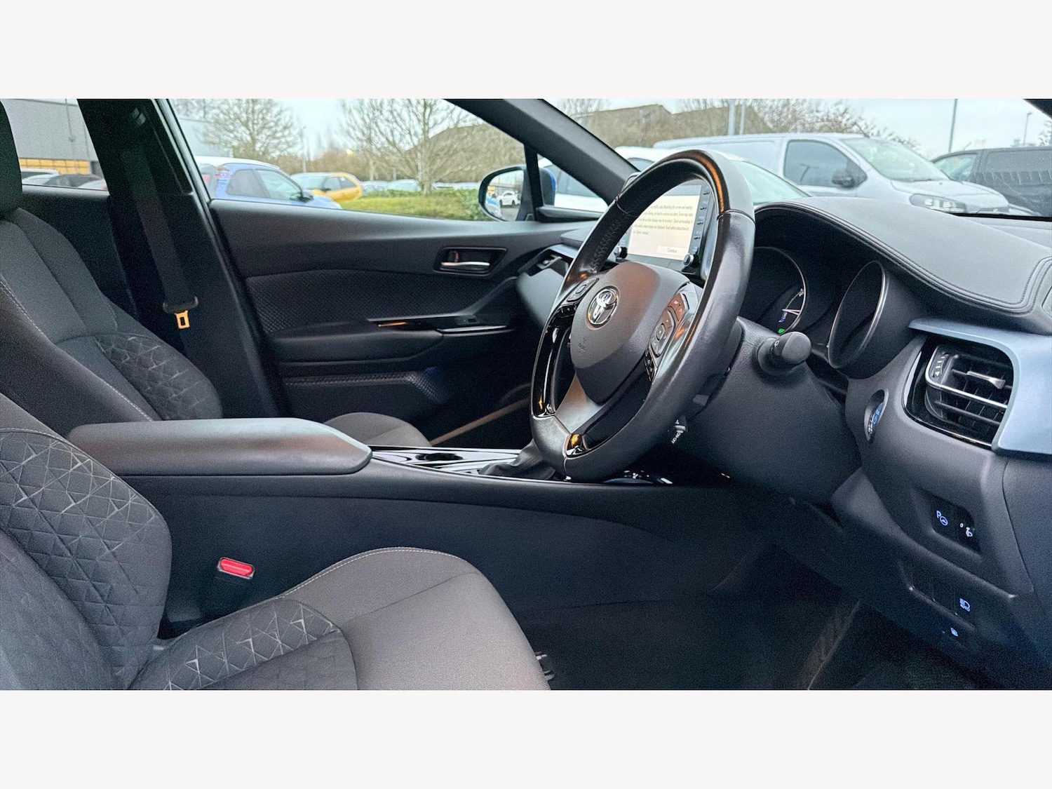 Used Toyota C-HR 2020 for sale - 77057579: Photo 13