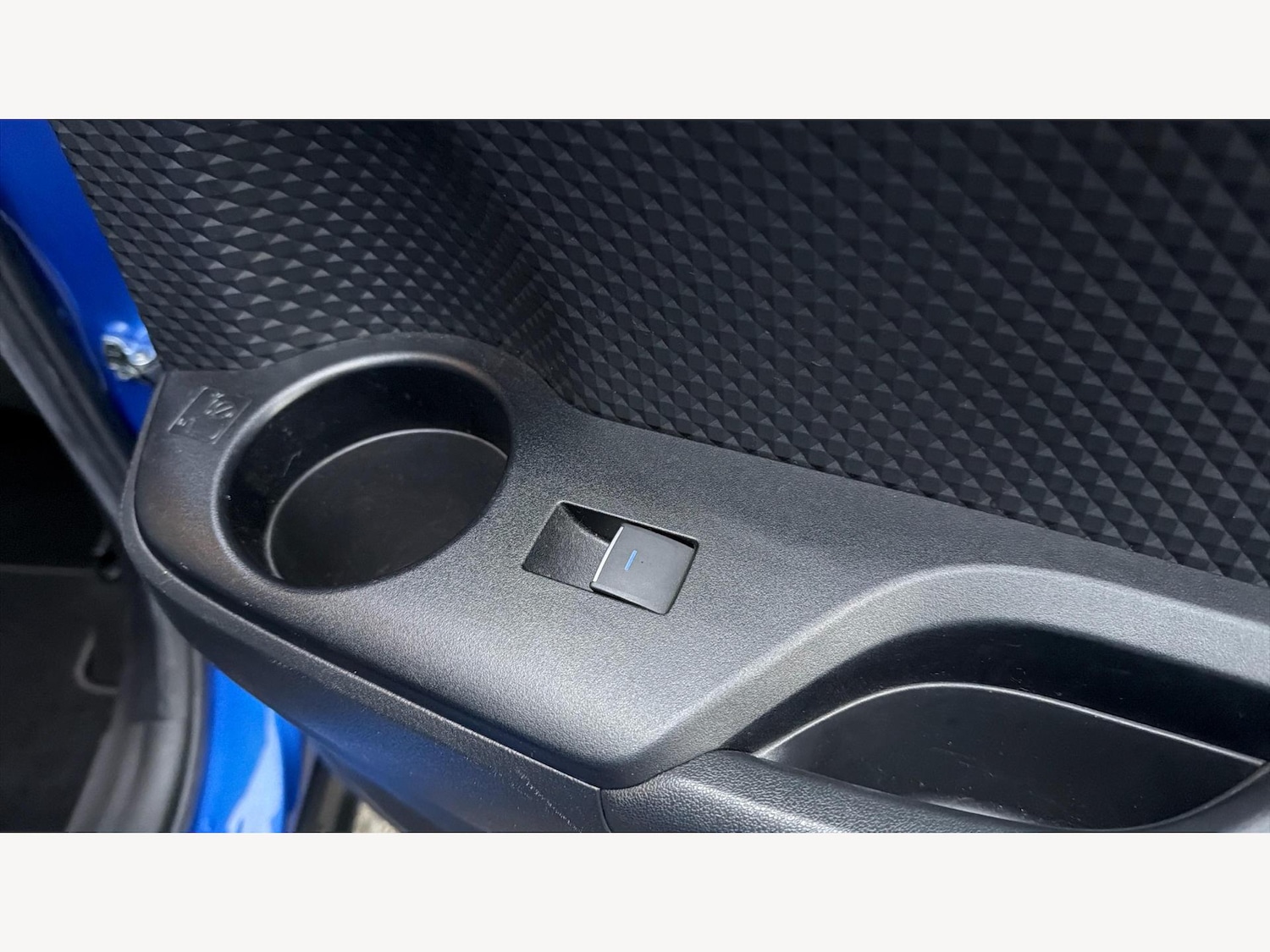 Used Toyota C-HR 2020 for sale - 77057579: Photo 29