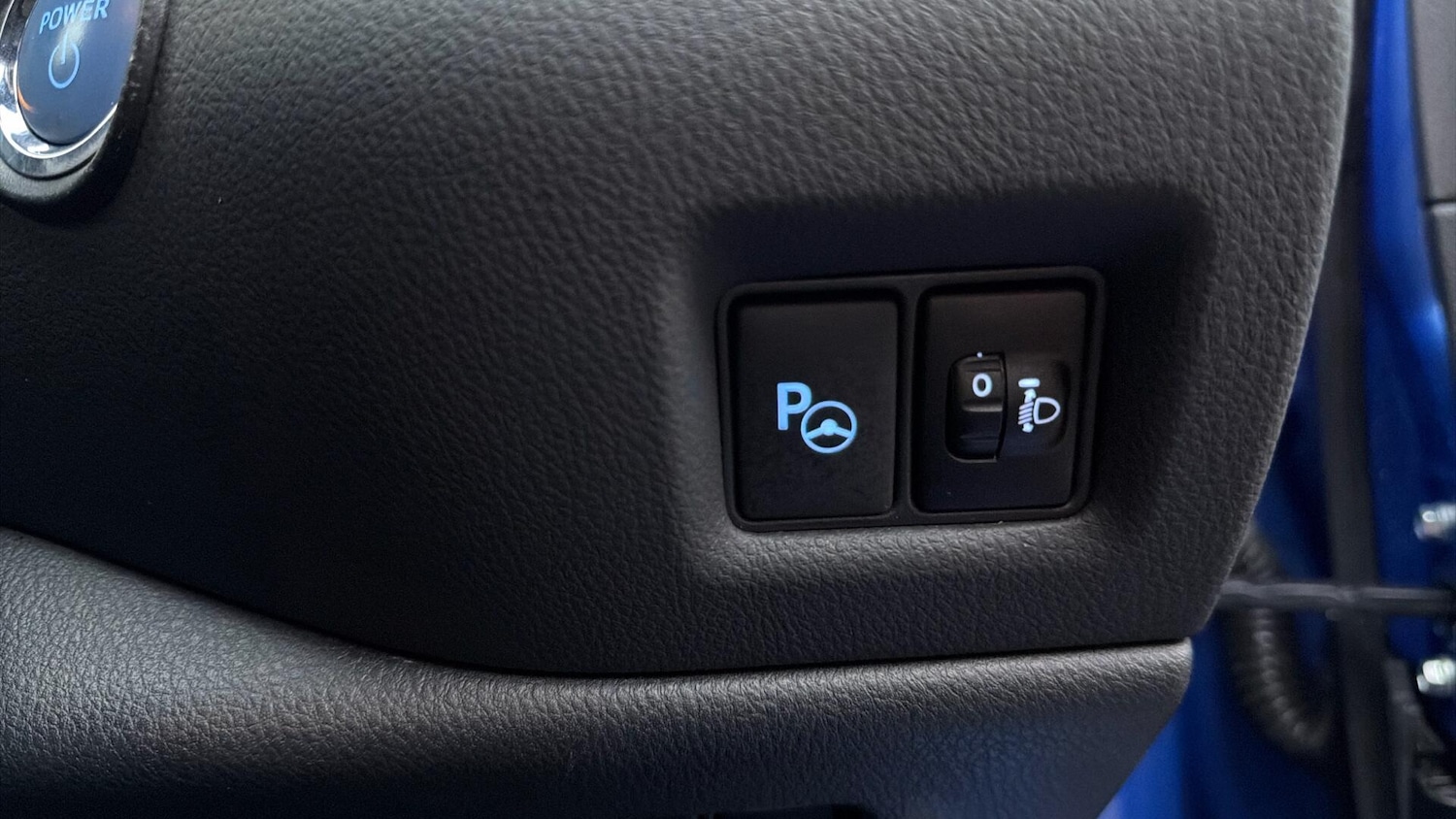 Used Toyota C-HR 2020 for sale - 77057579: Photo 38