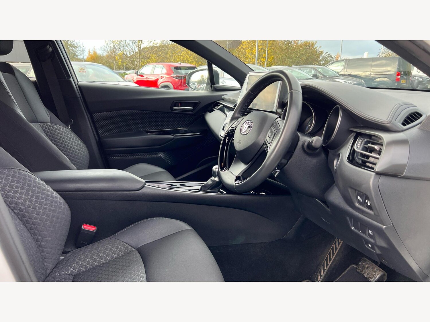 Used Toyota C-HR 2023 for sale - 76528090: Photo 13