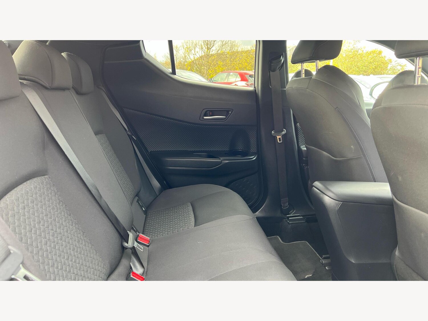 Used Toyota C-HR 2023 for sale - 76528090: Photo 14