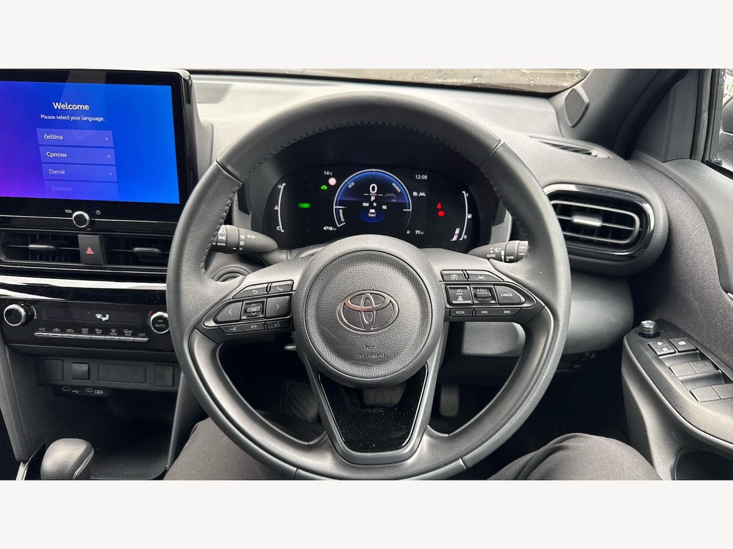 Used Toyota Yaris Cross 2025 for sale - 76326198: Photo 10